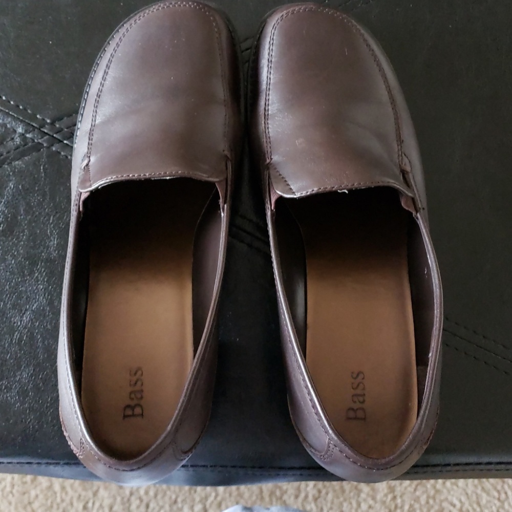 Women's brown shoes